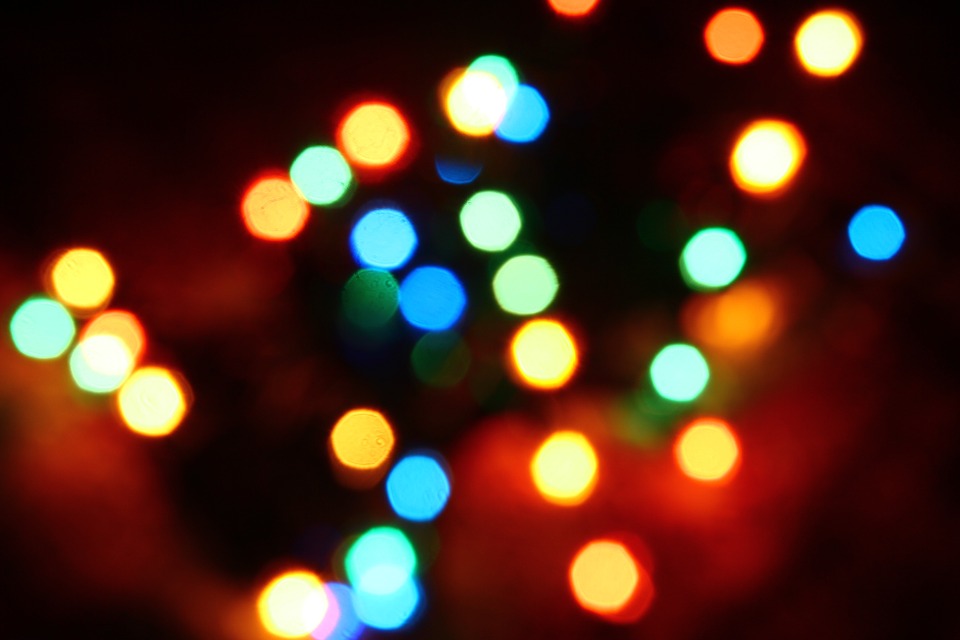 Blurry-Lights-Orbs-Bokeh-Night-390061