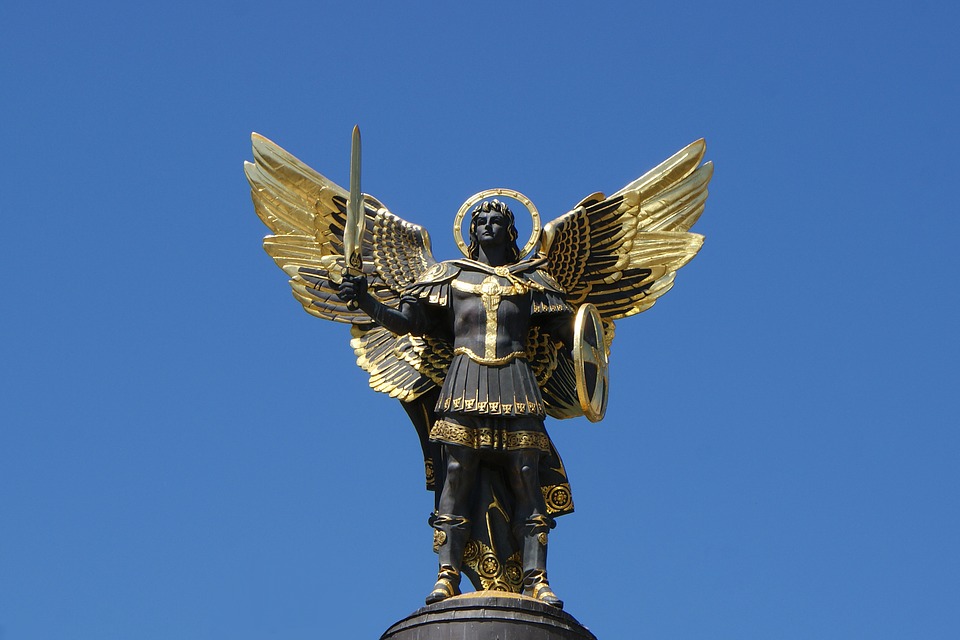 Maidan-Kyiv-Archangel-Michael-Ukraine-Kiev-Statue-608141