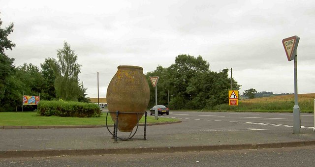 Urn_left_for_the_hotel_-geograph.org.uk-_892958