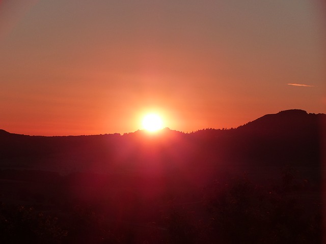summer-solstice-1474745_640