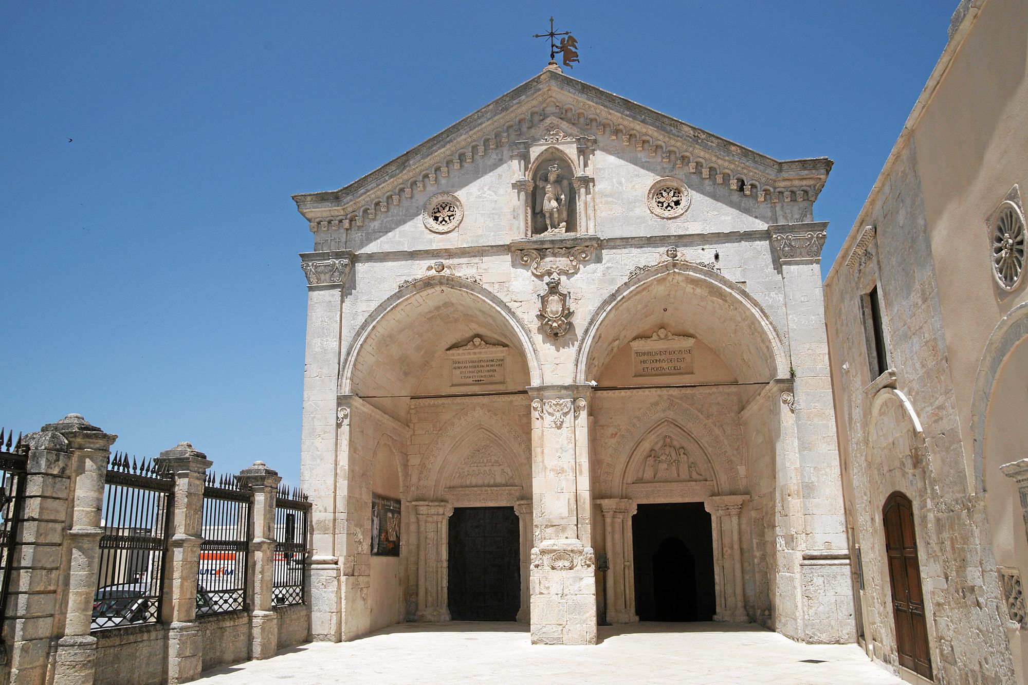 Monte-sant-angelo-santuario