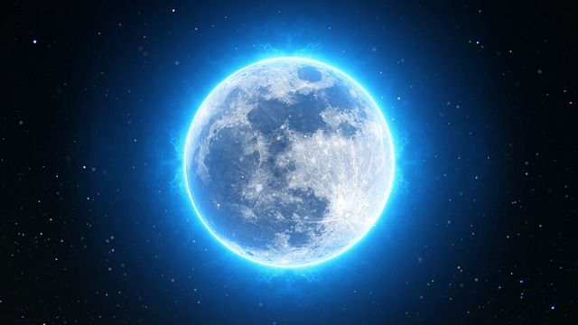Your Moon Sign is the Key to Your Past Lives