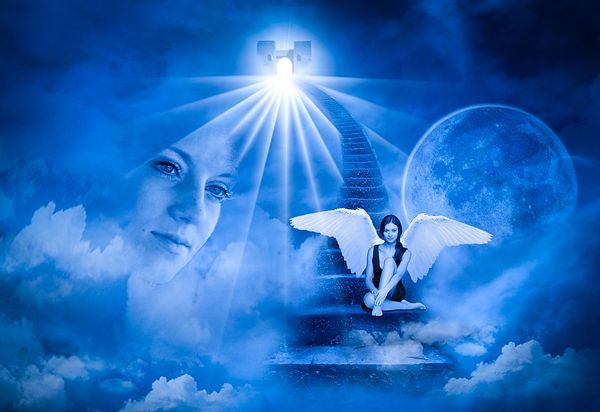 Common Signs Your Guardian Angel Is Trying to Contact You