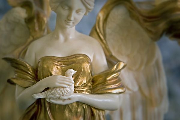 Top 10 Signs Of An Angel Watching Over You