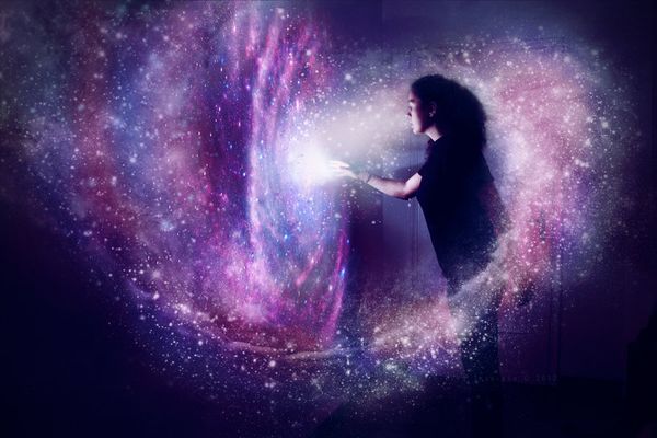 How To Test Your Vibrational State By Using These 4 Signs From The Universe