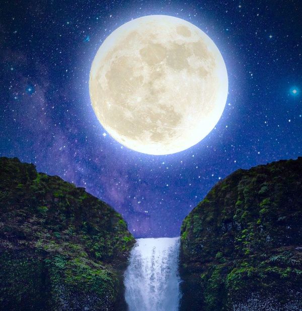 The last Full Moon of the Year will make you grow spiritually and achieve your dreams and goals in 2022!